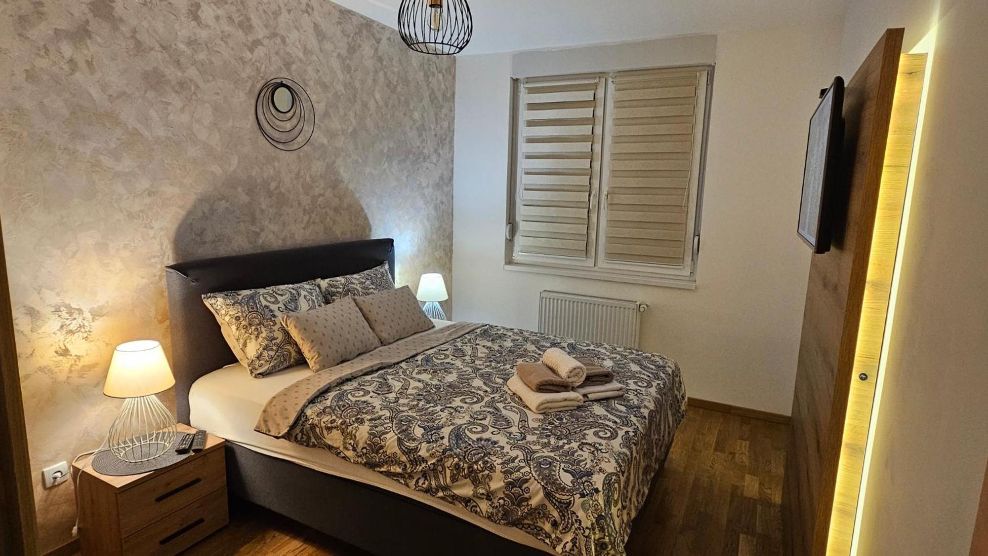 Apartment Ela Subotica Ngoại thất bức ảnh